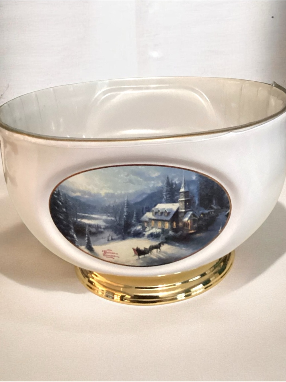 Thomas Kinkade White and Gold Ceramic Holiday Village Bowl